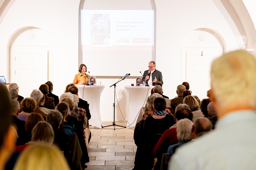 Buchpräsentation Für euch Bischof, mit euch Christ
